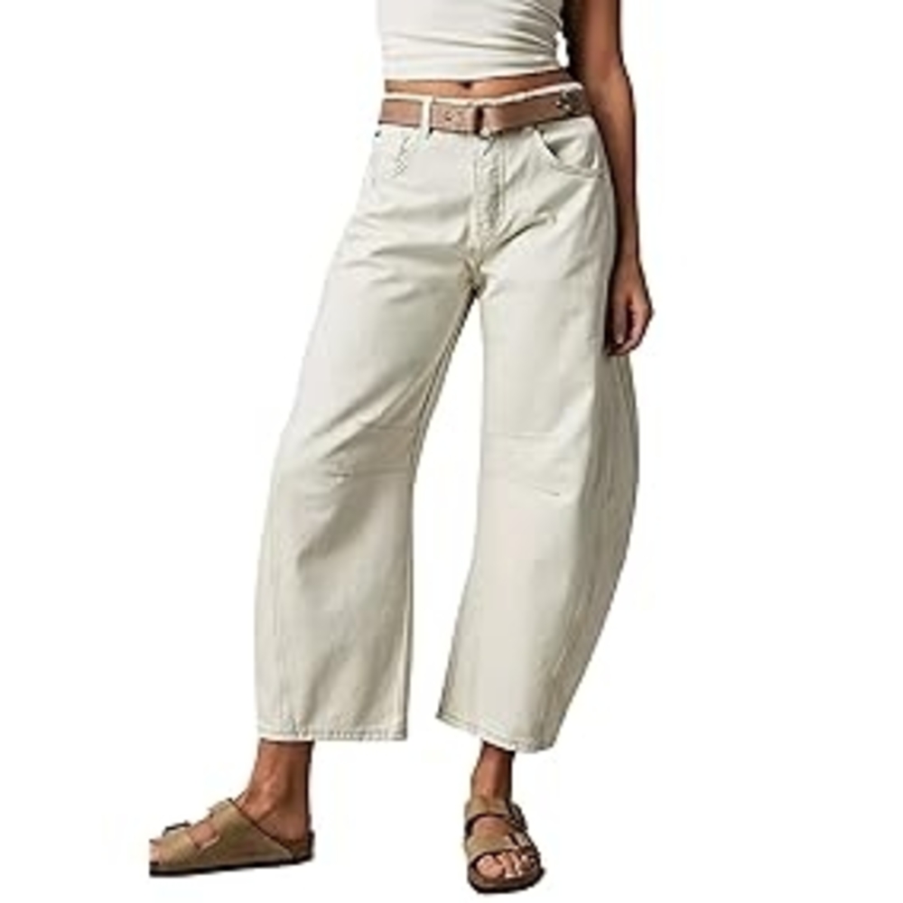 Women's Barrel leg WHITE jeans  size XXL